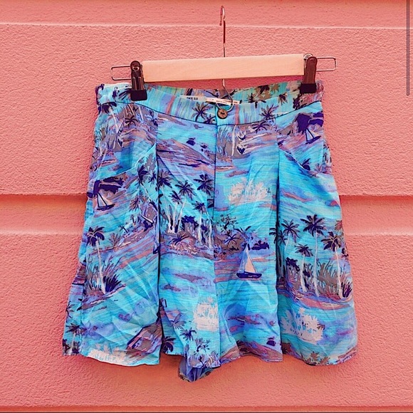 Urban Outfitters Pants - Urban Outfitters Kimchi Blue Flowey Shorts